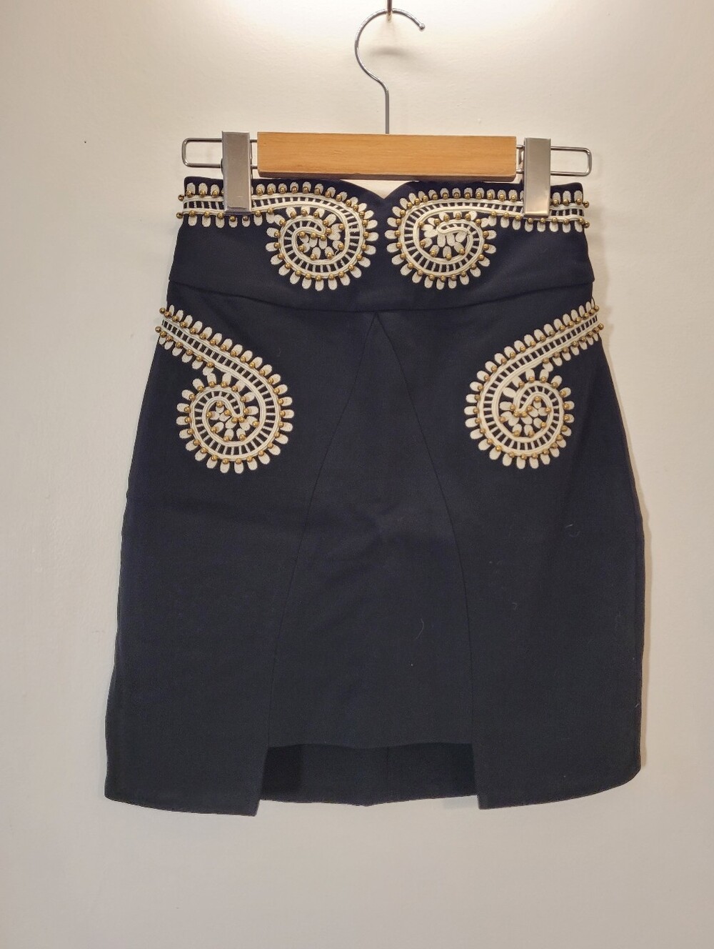 Sass & bide art vs science pearl black mini skirt - size 2